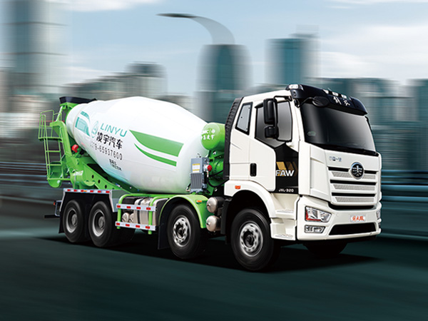 夜間施工如何保障水泥罐車(chē)安全？照明方案推薦